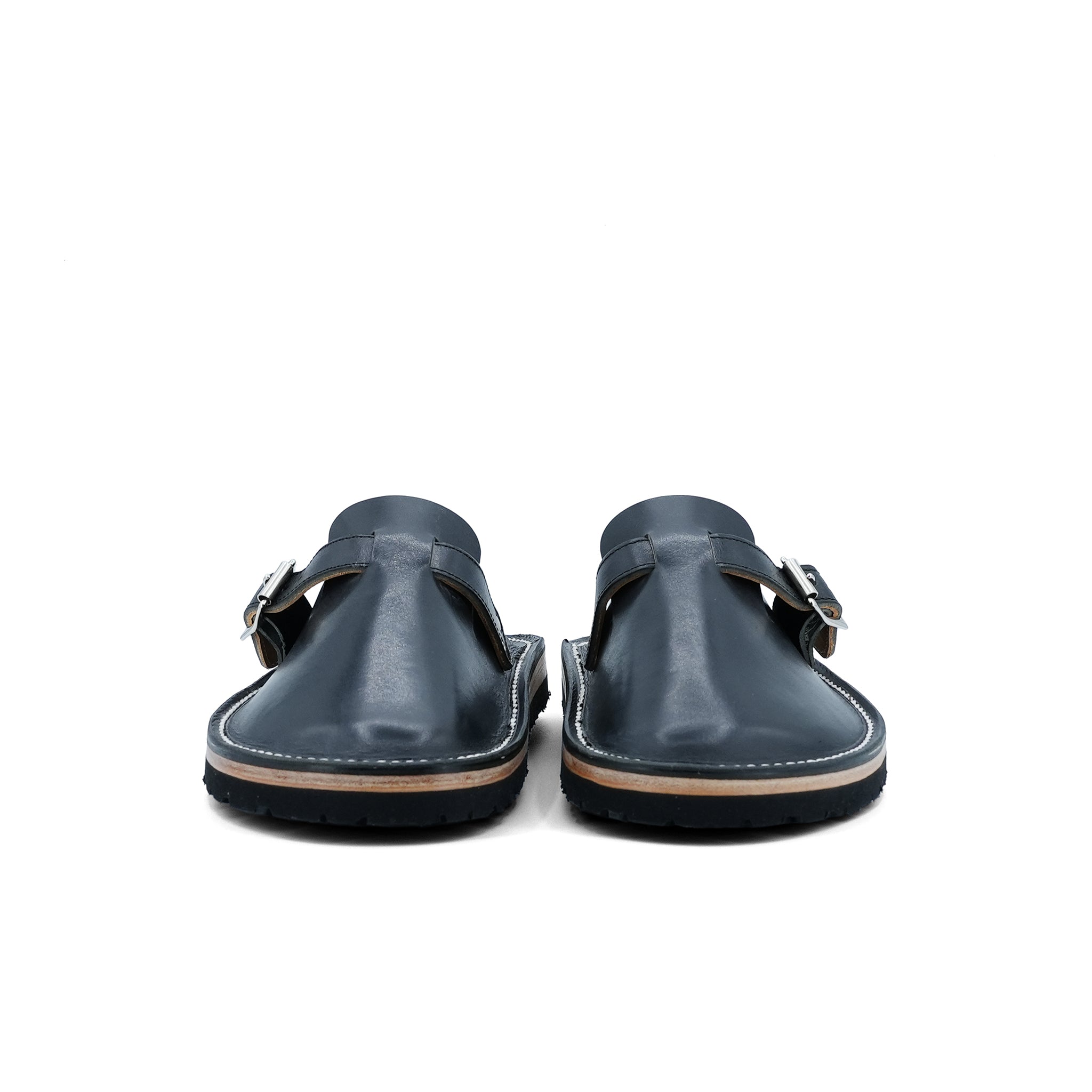SLIT SANDAL 【DOUGLES】